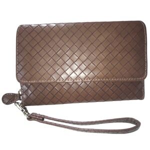 Mundi Woven Checkbook Wallet Brown Faux Leather‎ RFID Protected Wristlet
